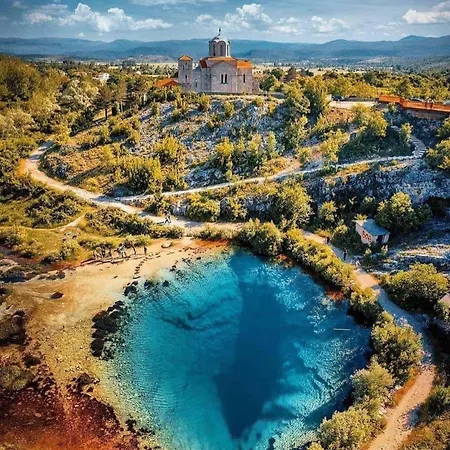 Gem Old Town Center 公寓 *