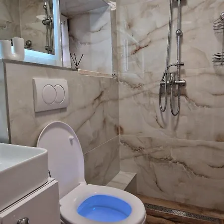 Gem Old Town Center Apartment *