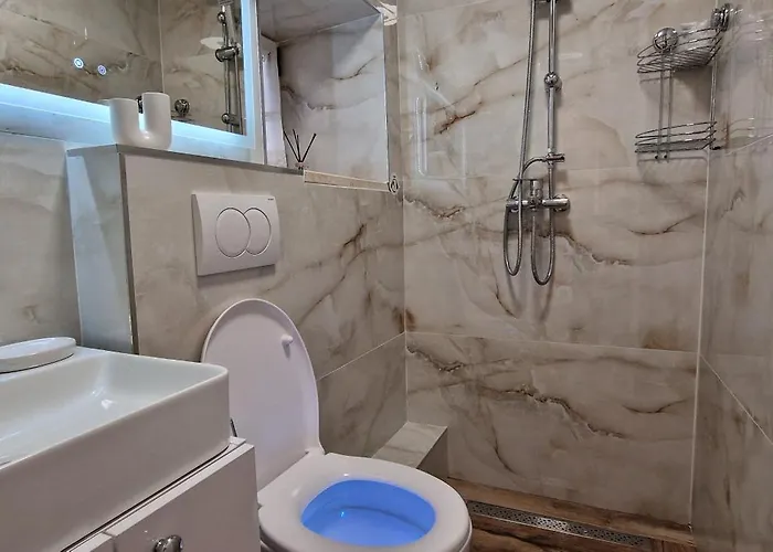 Gem Old Town Center Apartment *